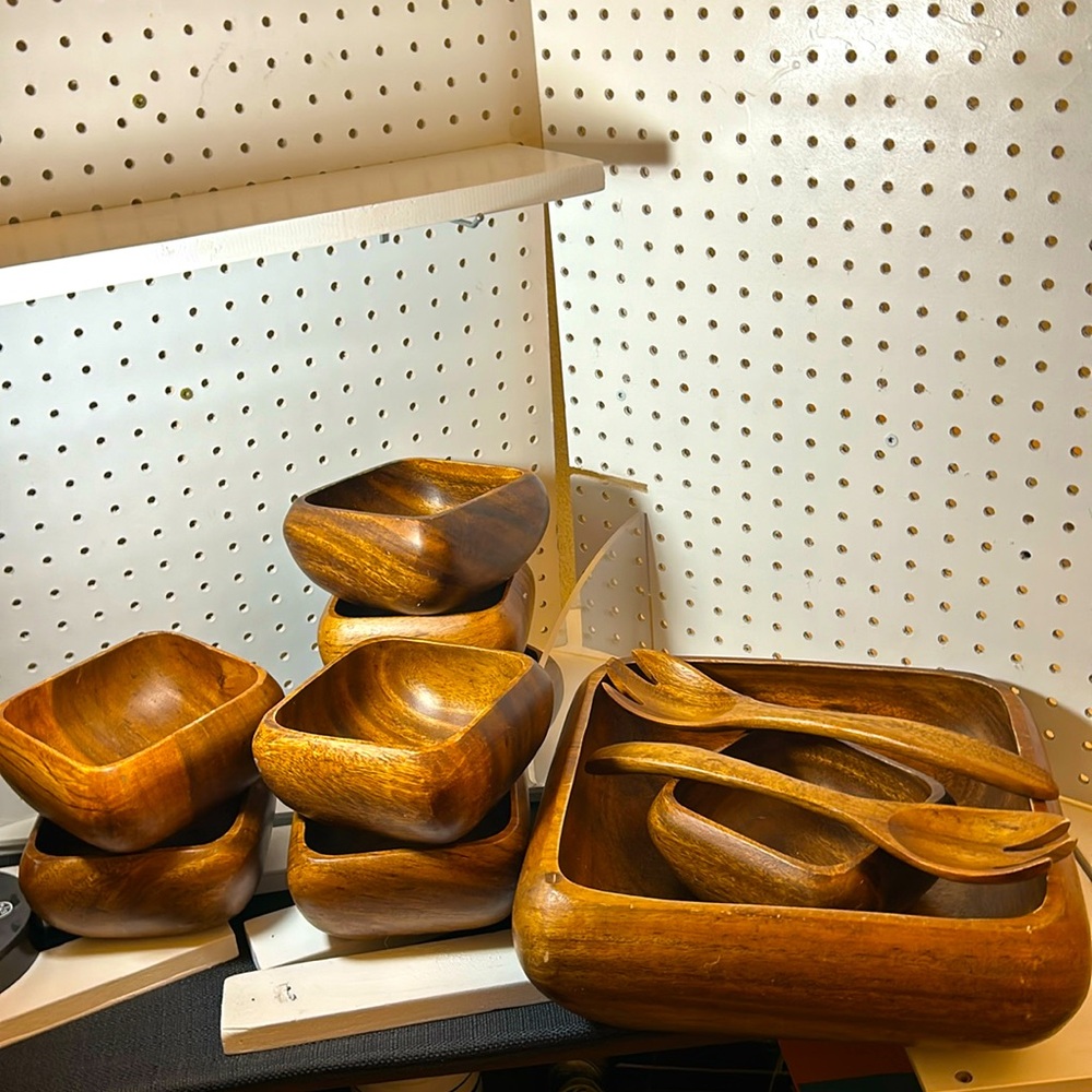 VINTAGE GENUINE MONKEY POD Square Salad Bowl 11 Piece Set - Picture 2 of 7